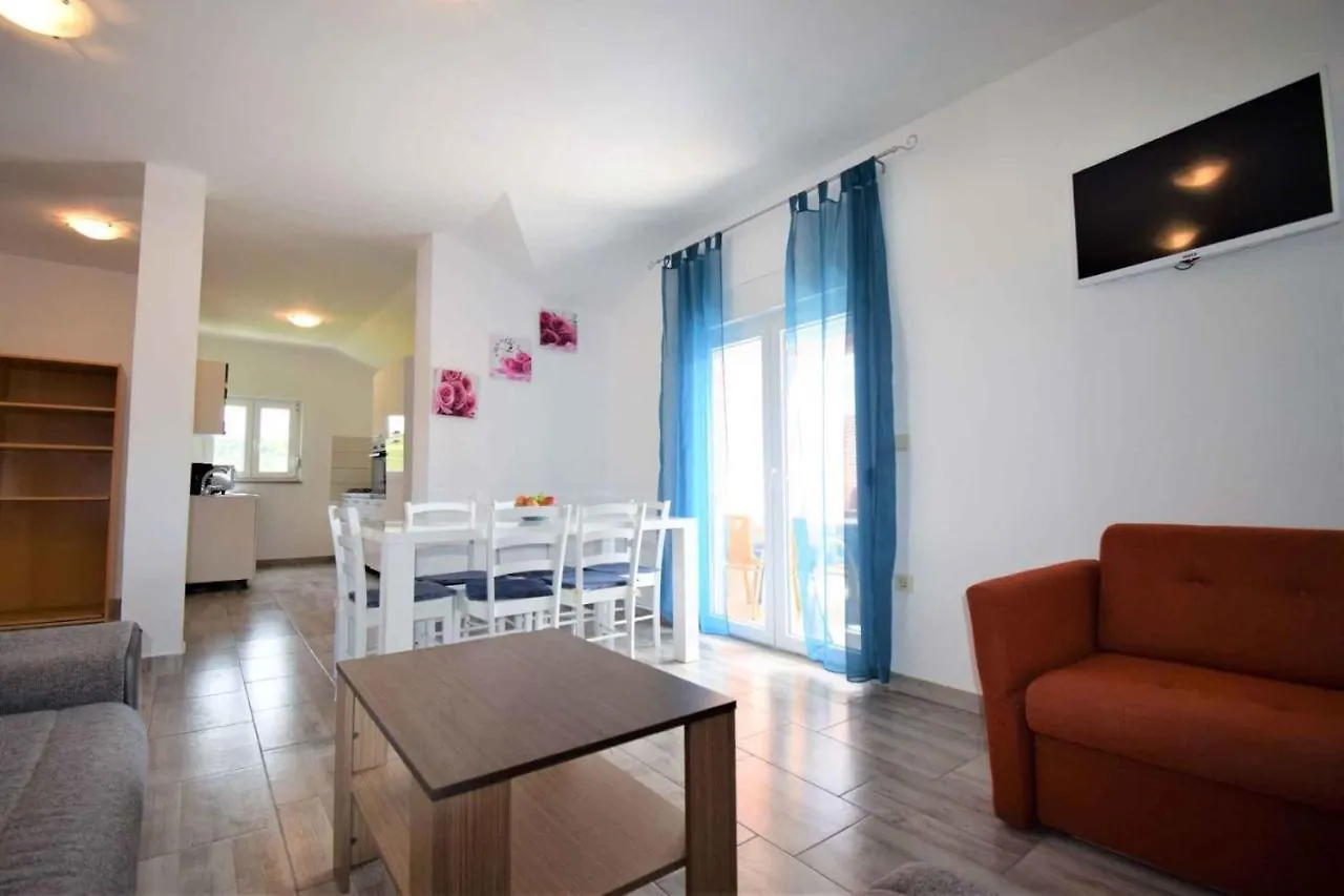 Apartment In Lopar/Insel Rab 38297