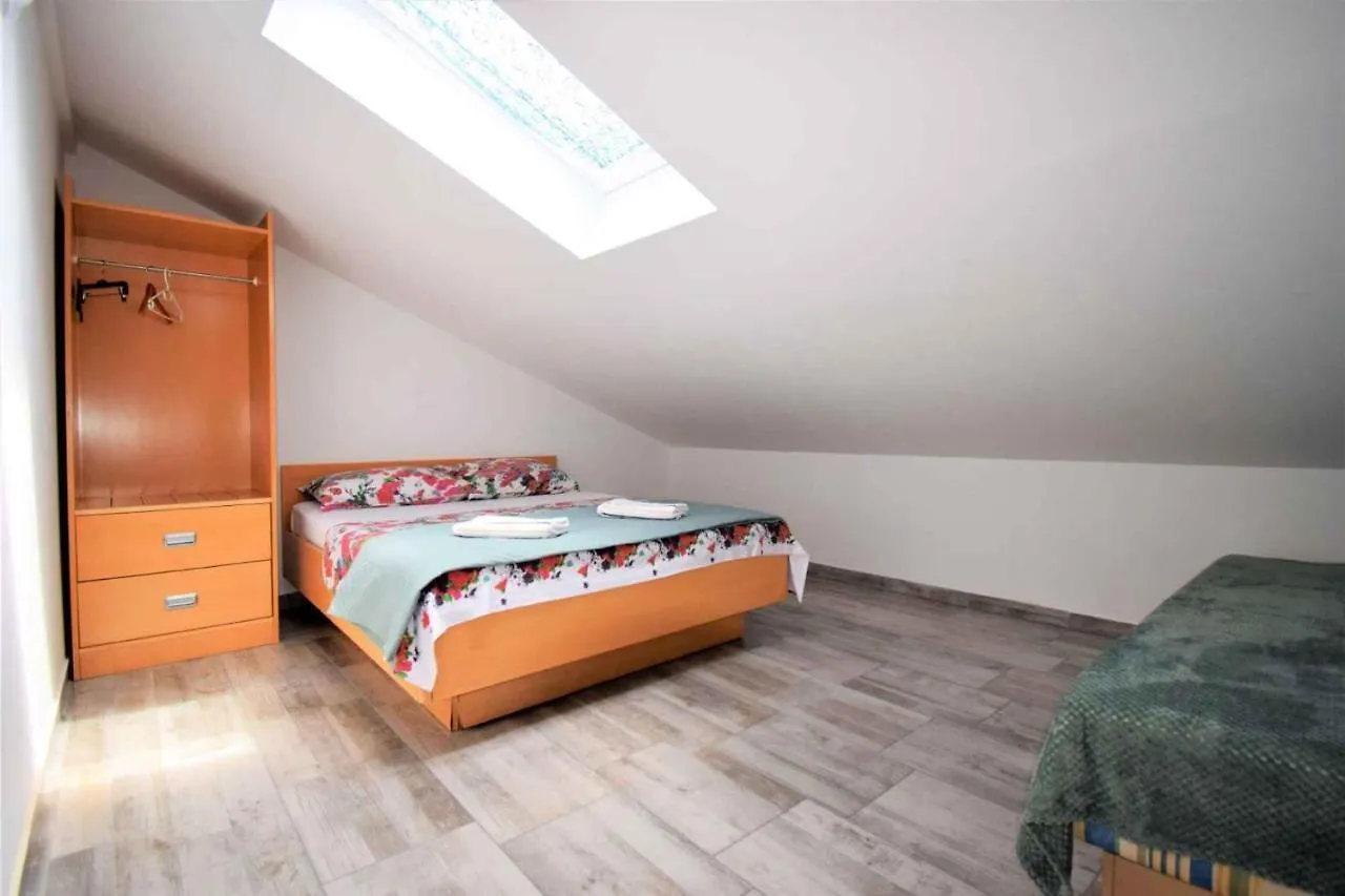 Apartment In Lopar/Insel Rab 38297 Croatia